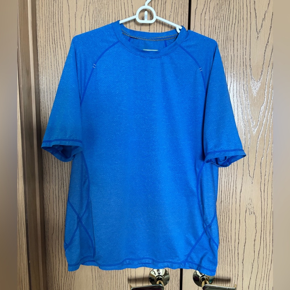 Men's Heathered Periwinkle Blue Performance Tee, size L
